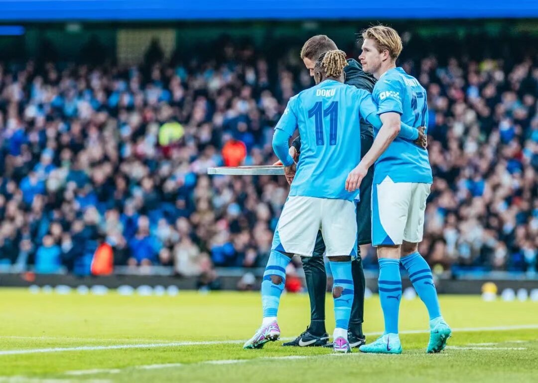 卡拉格：对阿诺德离开利物浦感到失望；祝福阿隆索在皇马成功（卡拉格：遗憾阿诺德告别利物浦，盼阿隆索在皇马取得佳绩）