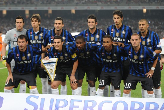 遭遇严防死守！浓眉战旧主10中6贡献12分5篮板5助攻（旧主严密看防！浓眉10投6中拿下12分5篮板5助攻）